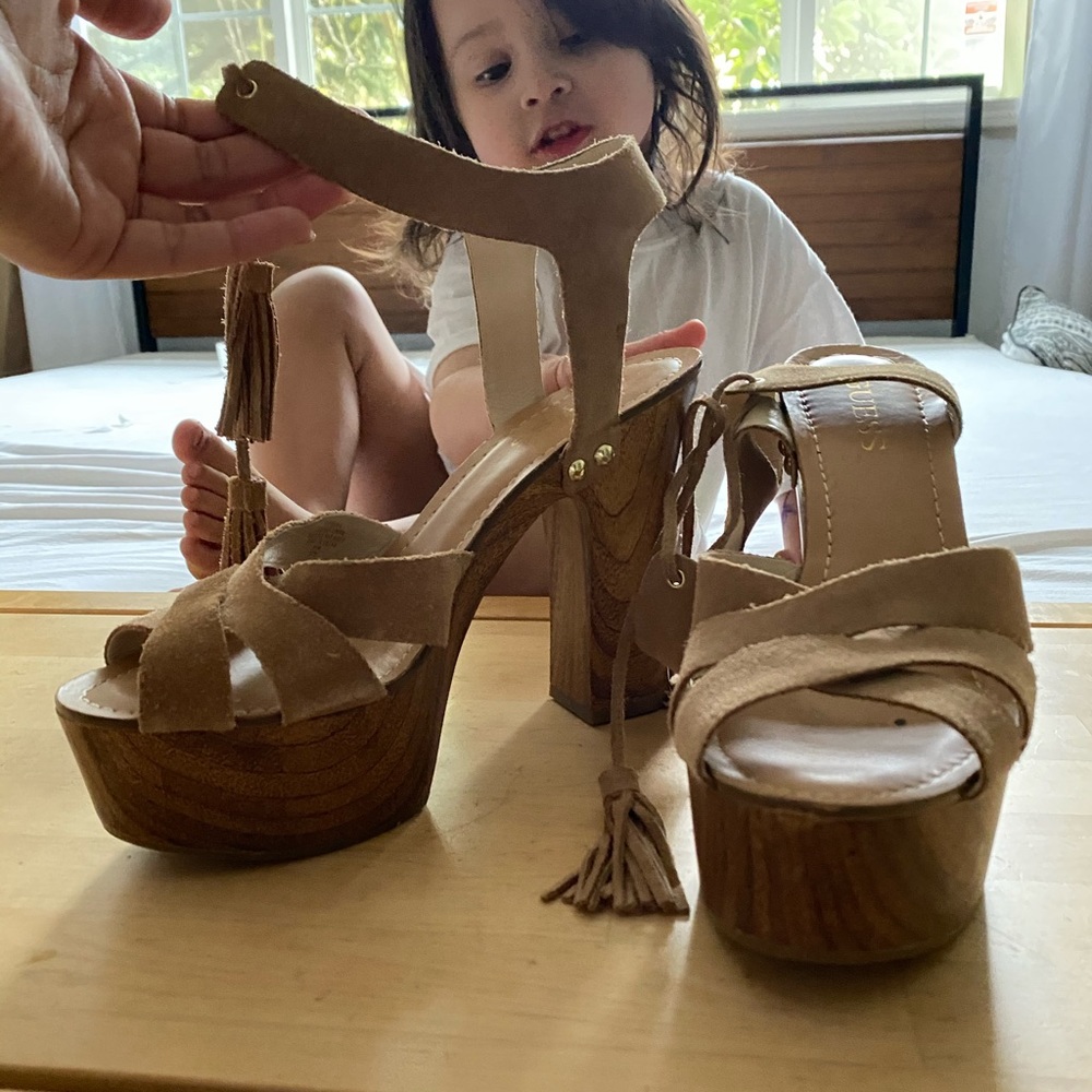 Guess Chunky Platforms